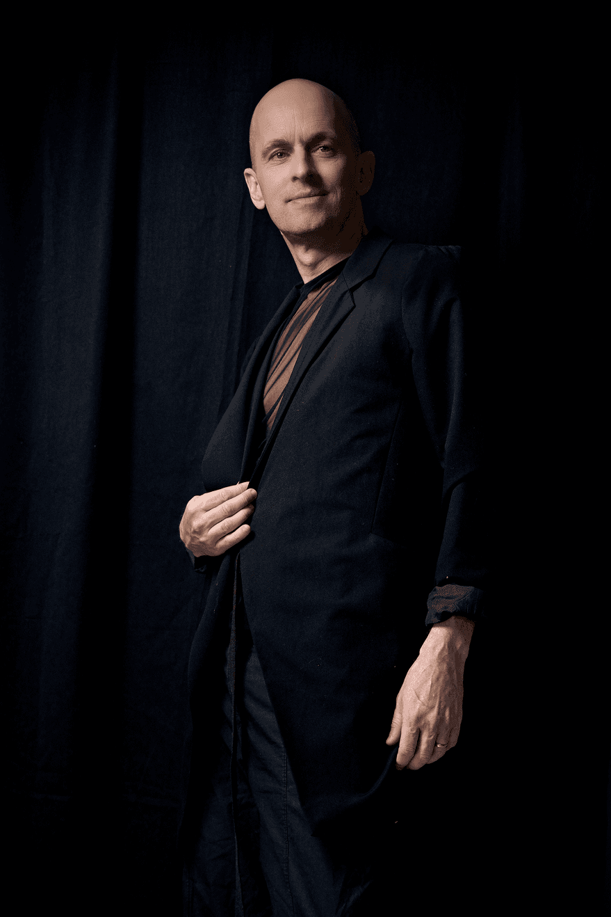 Mikael Emtinger — Entrepreneur, AI Speaker, Tech Advisor